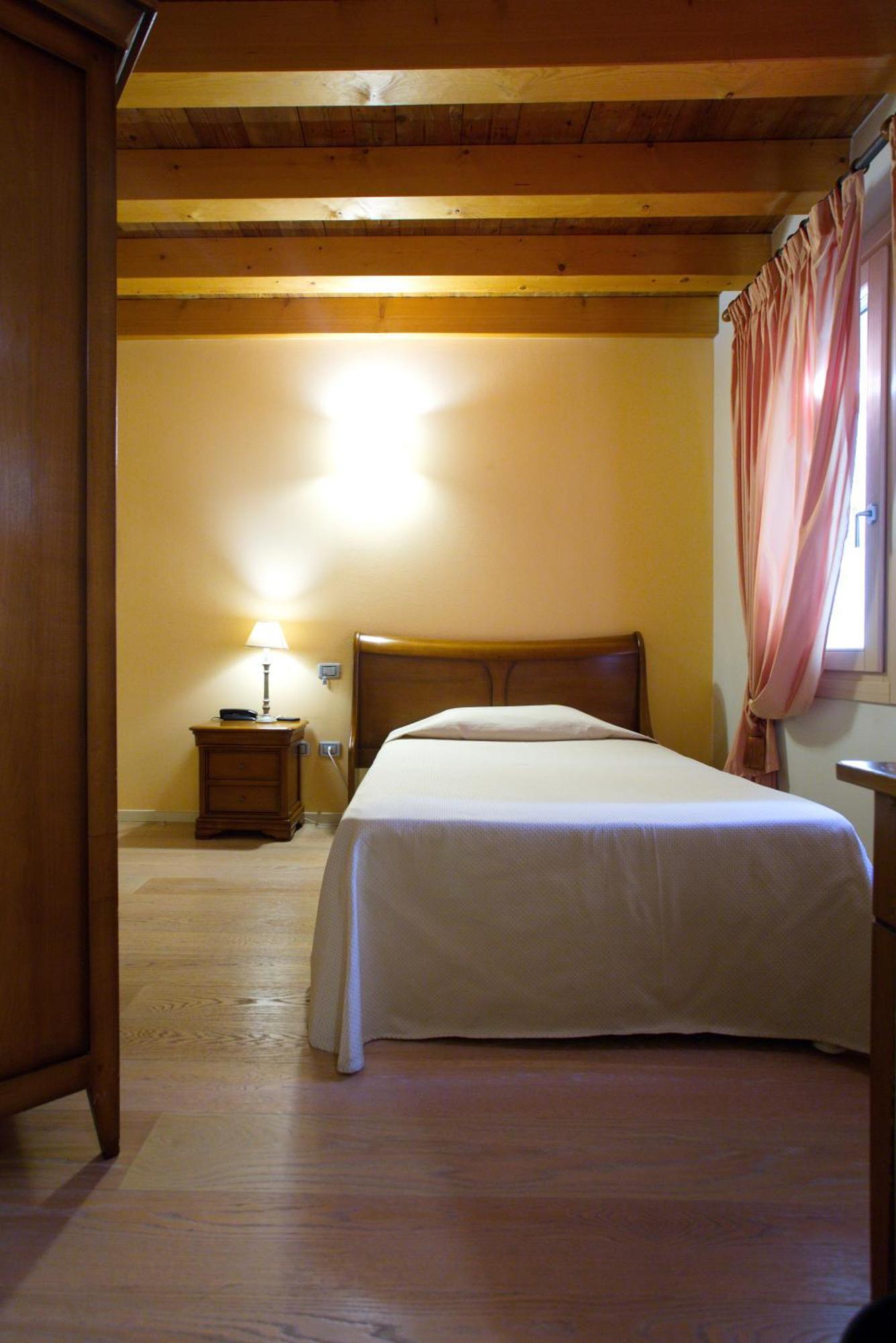 Hotel Asolo Phòng bức ảnh